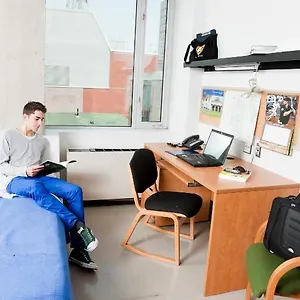  Apartamento Of Toronto-new College Residence-45 Willcocks Canadá